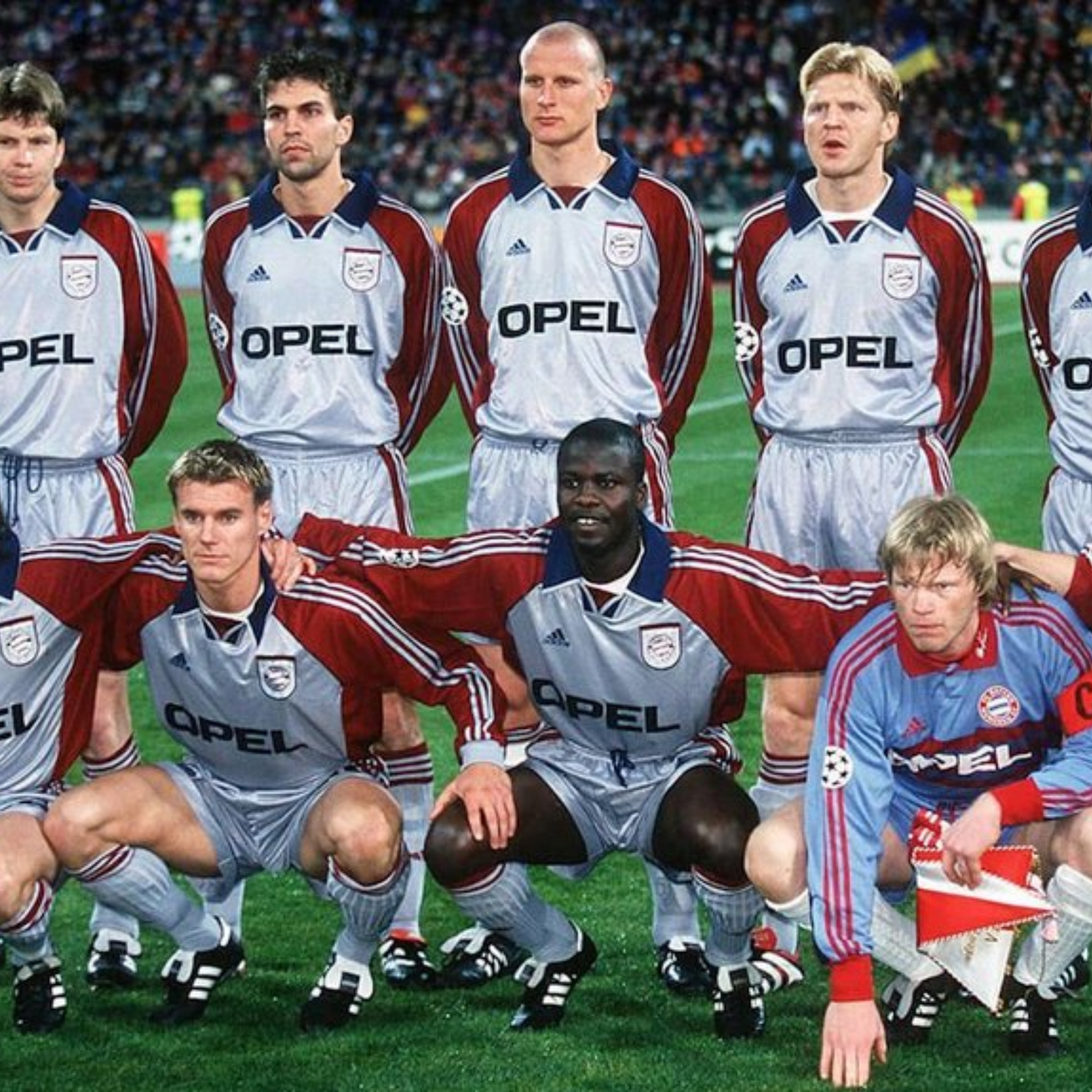 Bayern Munich Away Shirt 1998/99