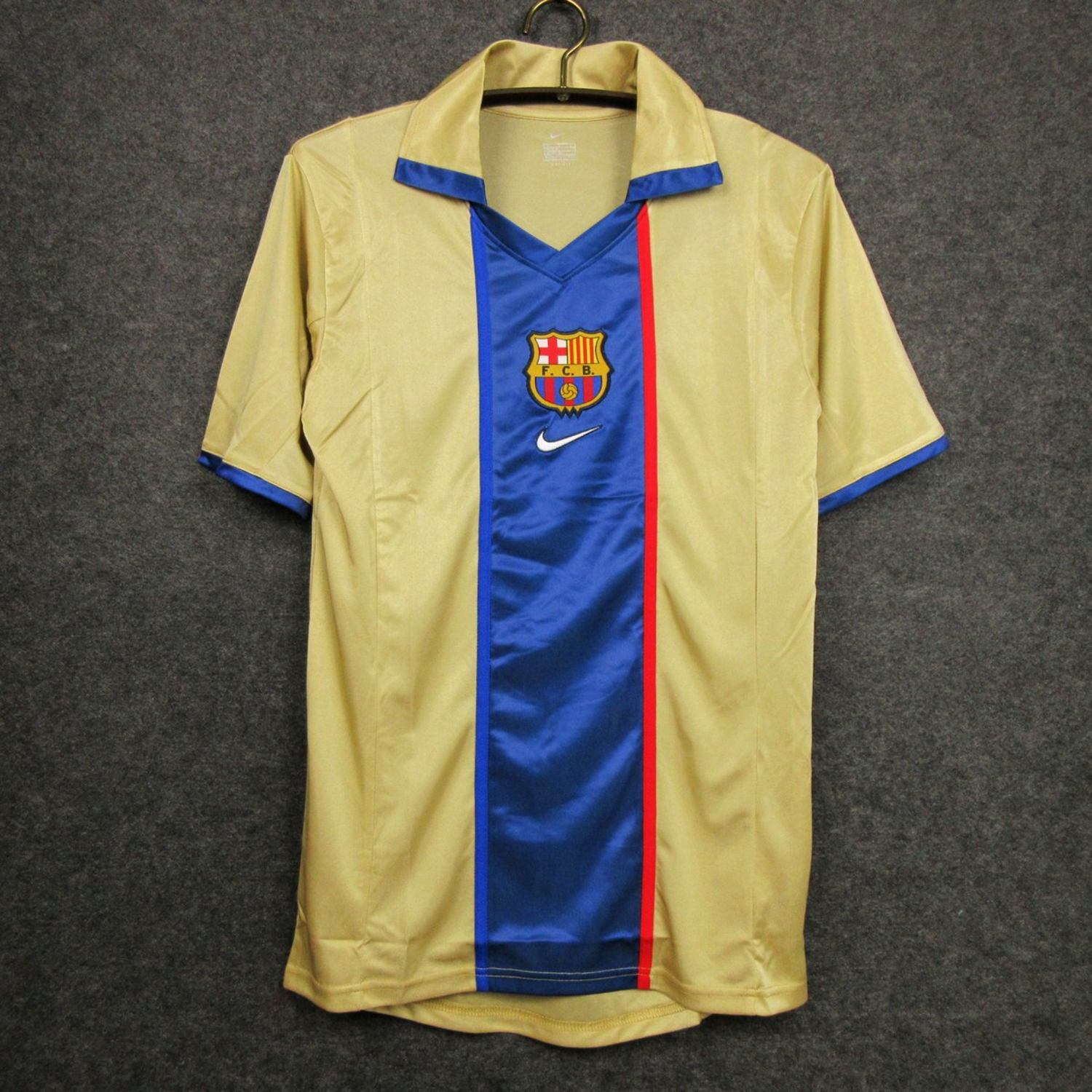 Barcelona Away Shirt 2002/03